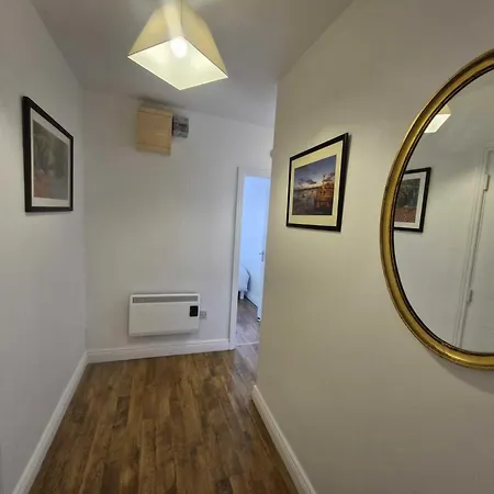 Spacious Bright Modern With Garden * Dublin